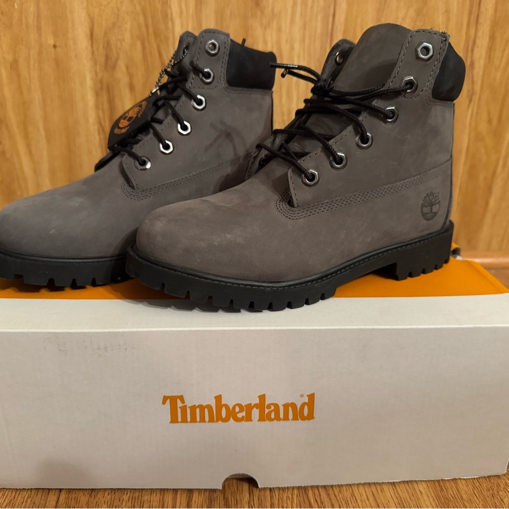 NEW Timberland Gray Boots